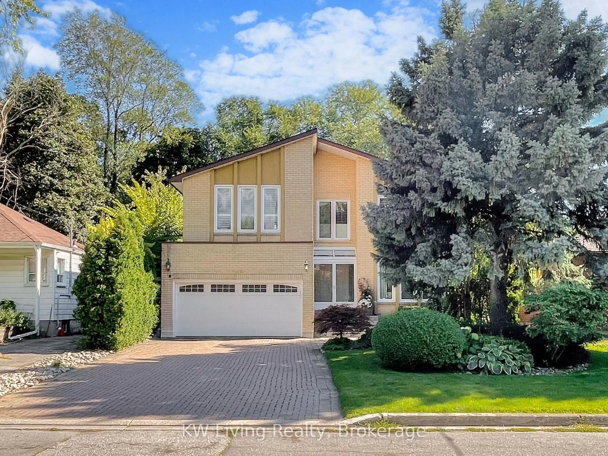 389 Kingsdale Avenue, Toronto C14, ON M2N 3X8