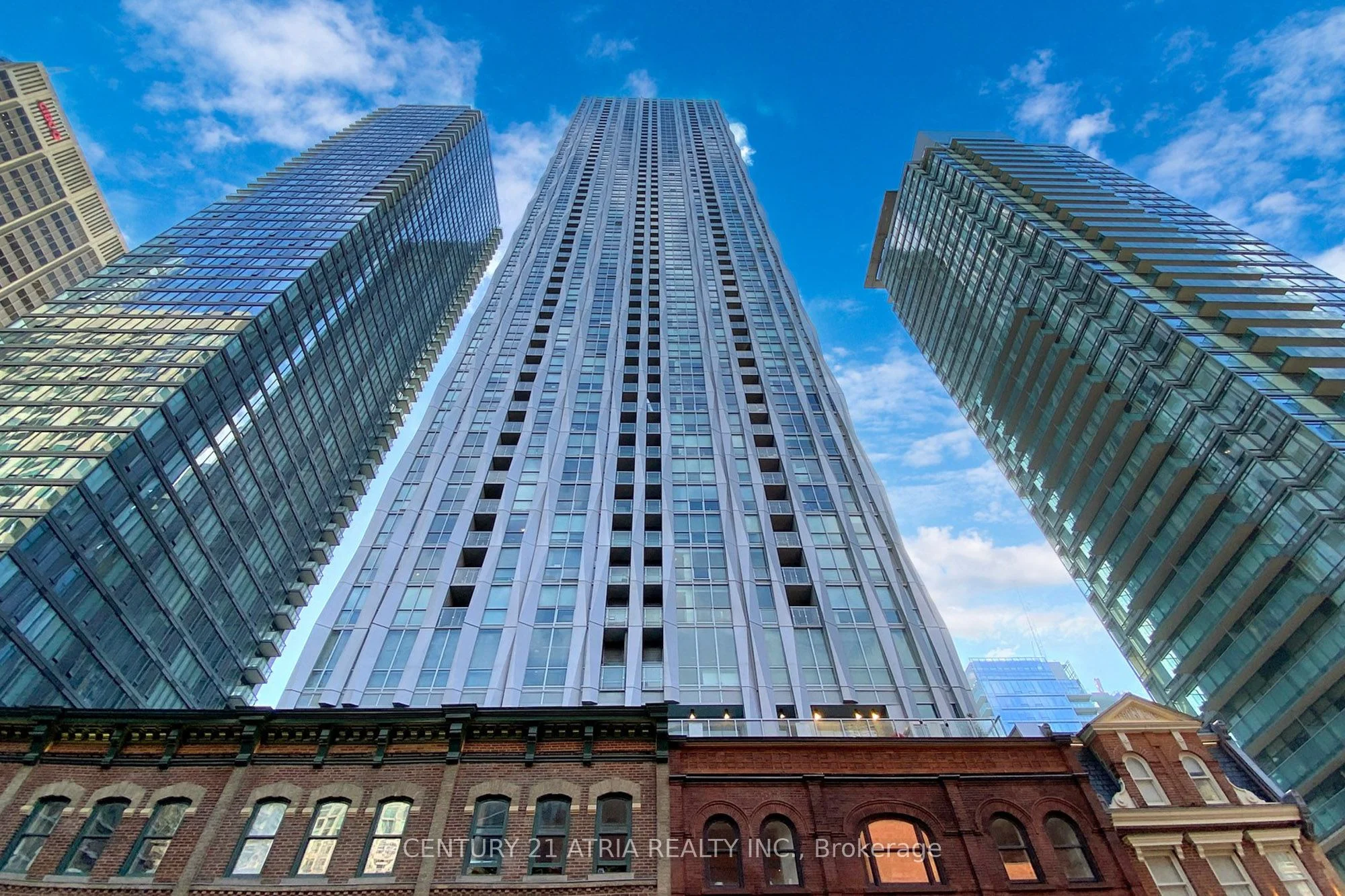 1 Yorkville Avenue 5003, Toronto C02, On M4w 1l1