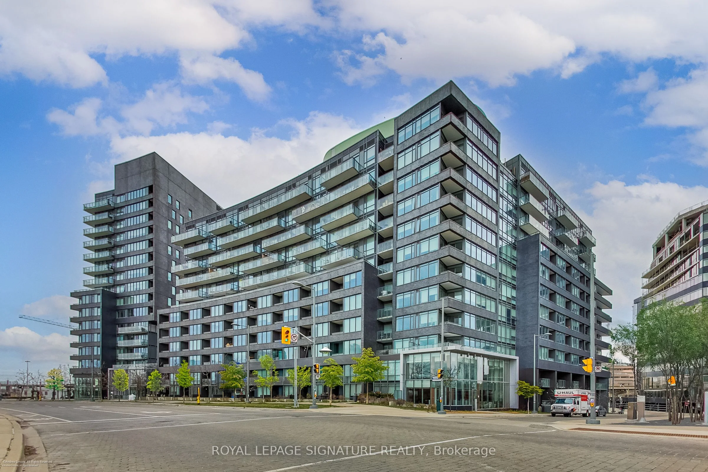 120 BAYVIEW Avenue S504, Toronto C08, ON M5A 0G4