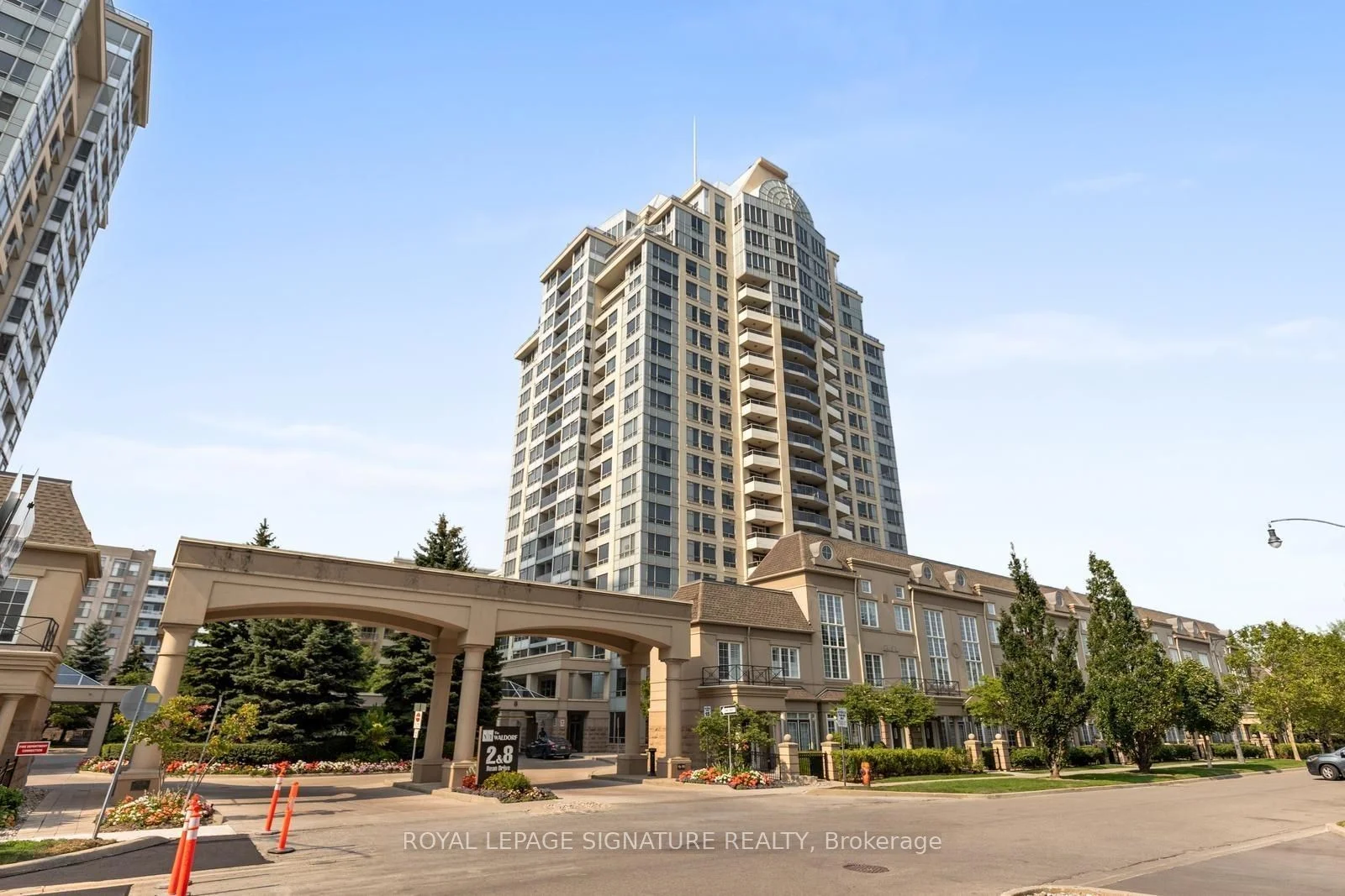 Condo Apartment in Toronto