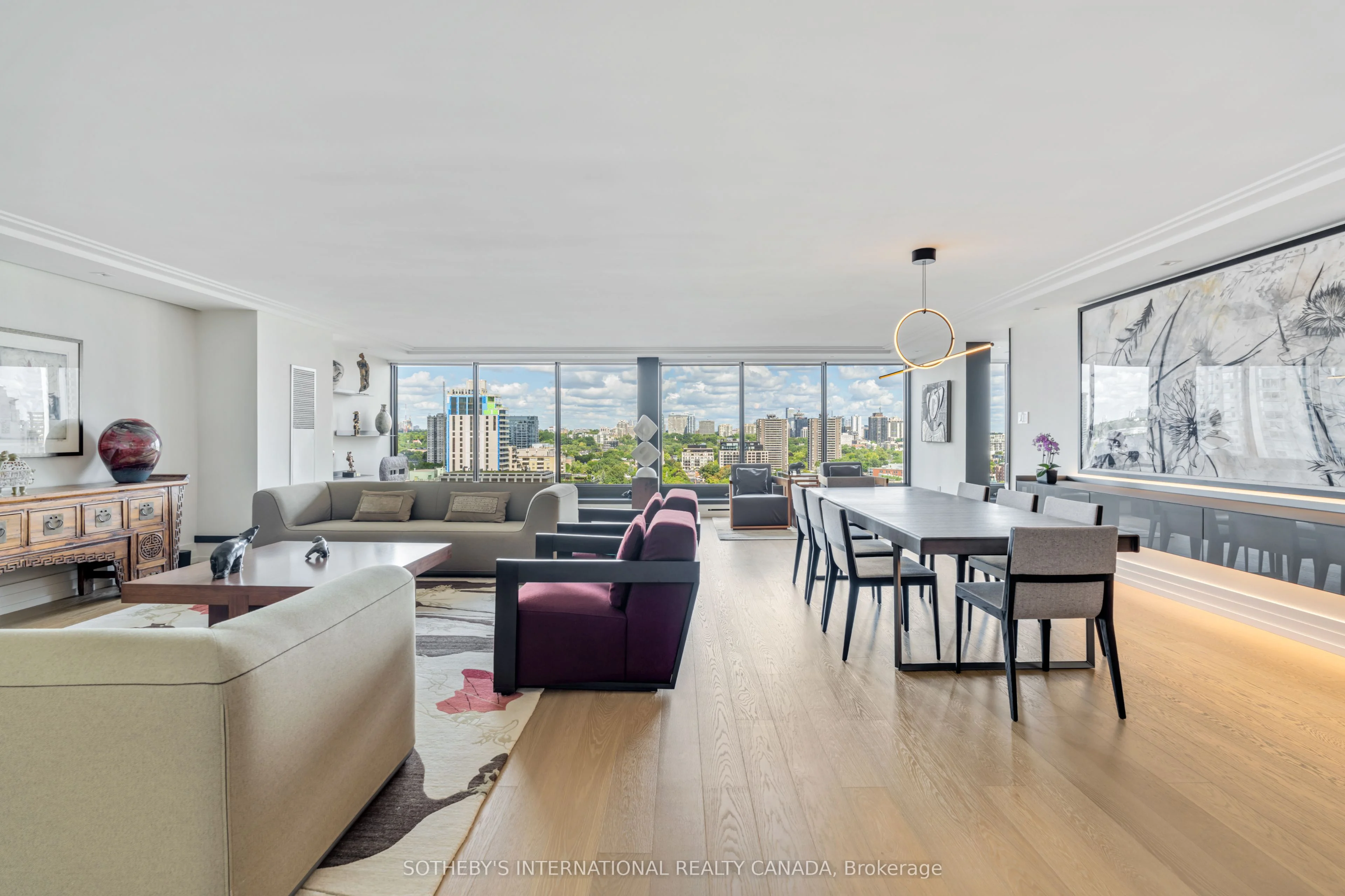 110 Bloor Street W 1707, Toronto C02, ON M5S 2W7