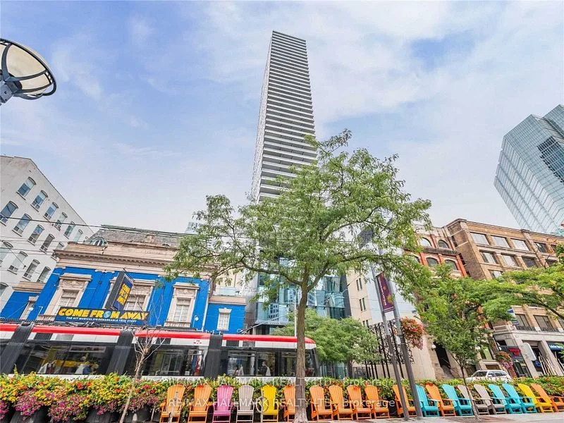 224 King Street W 1407, Toronto C01, ON M5H 0A6
