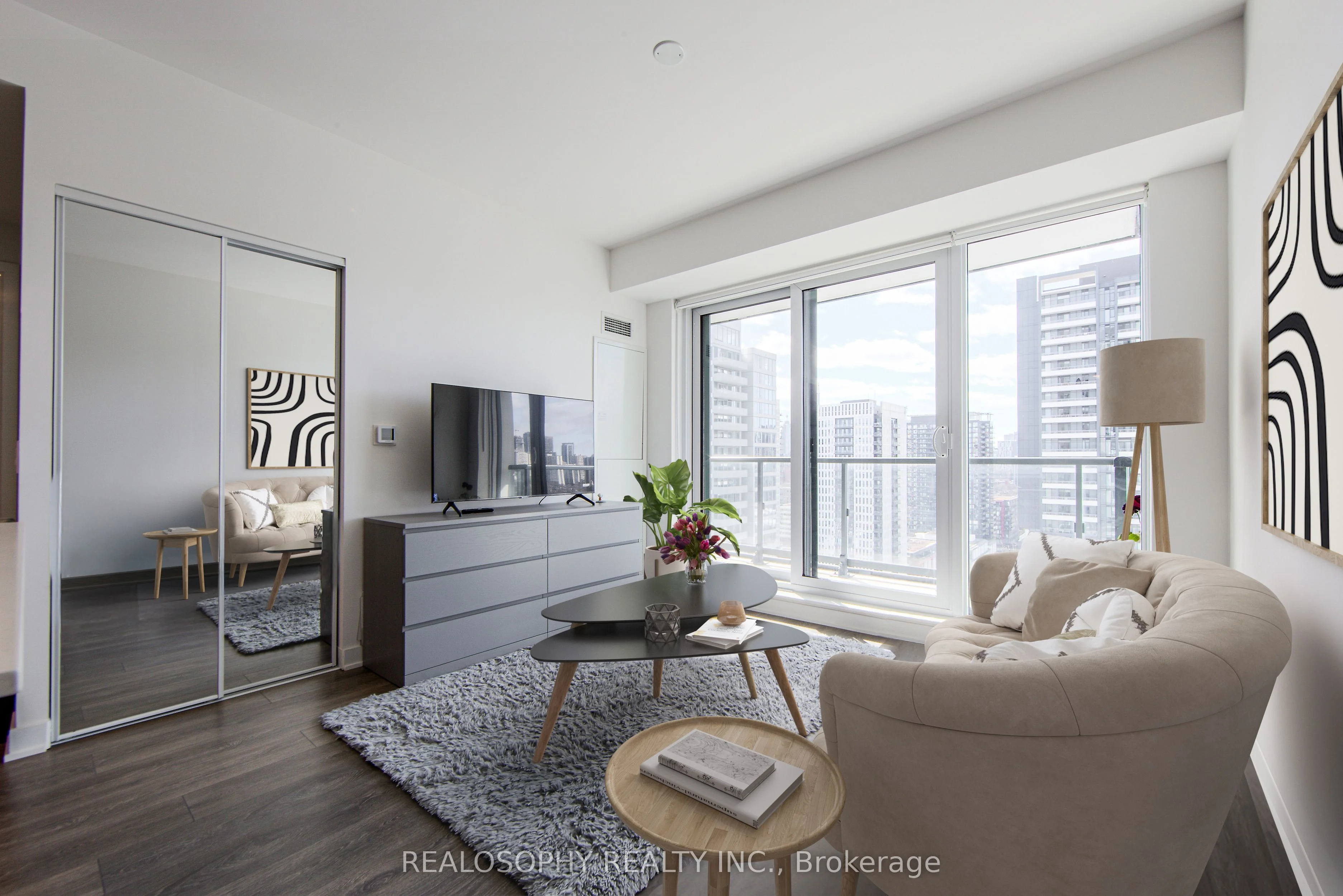 130 River Street 1905, Toronto C08, ON M5A 0R8