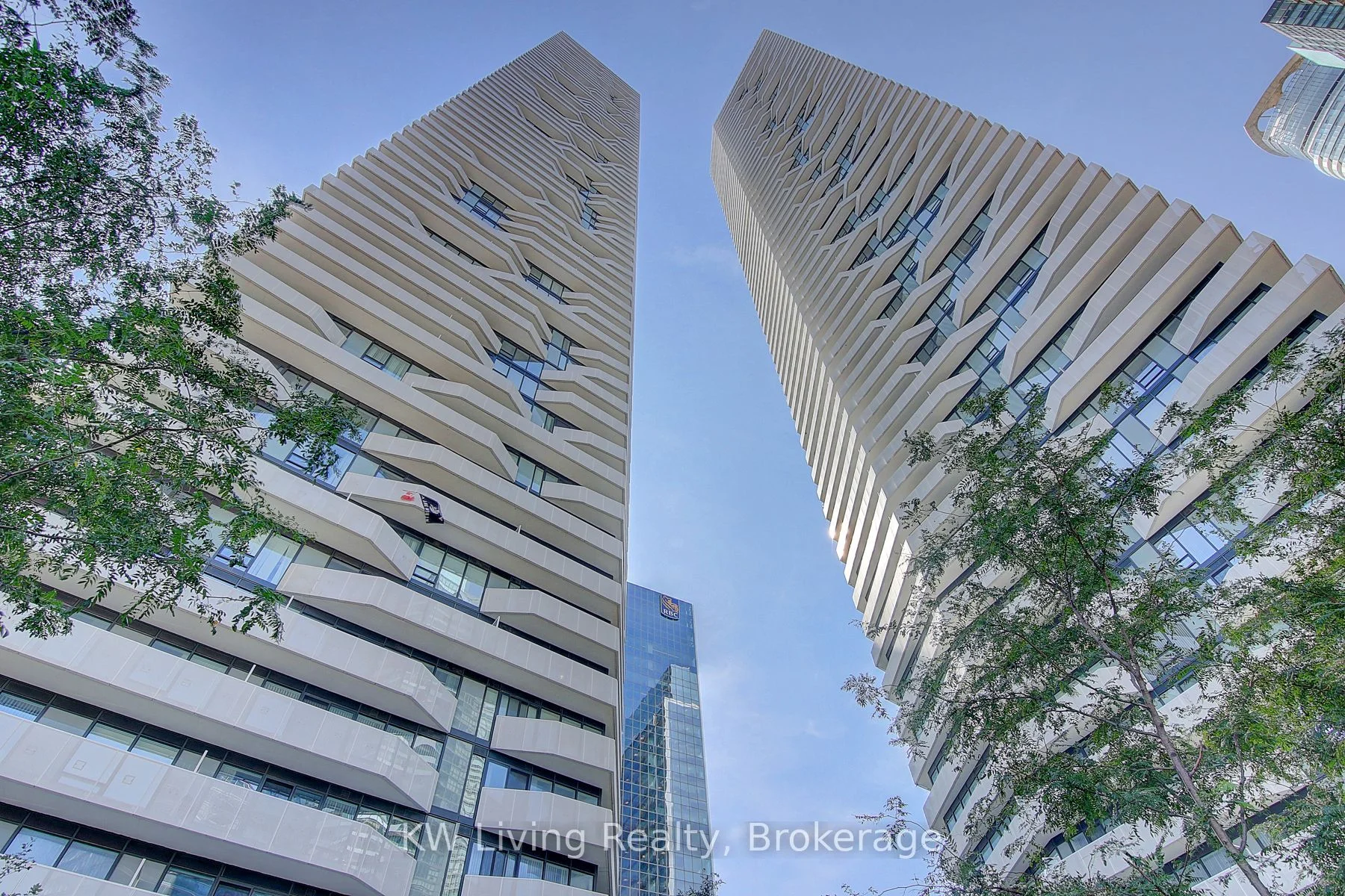 88 Harbour Street 3901, Toronto C01, On M5j 0c3
