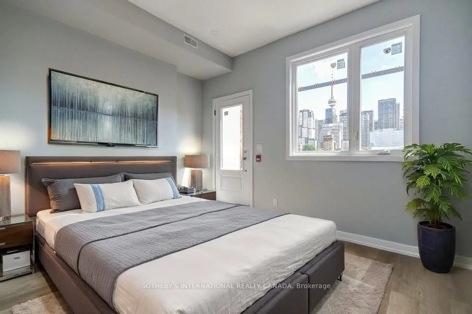 453 Dundas Street W 3, Toronto C01, ON M5T 1G8
