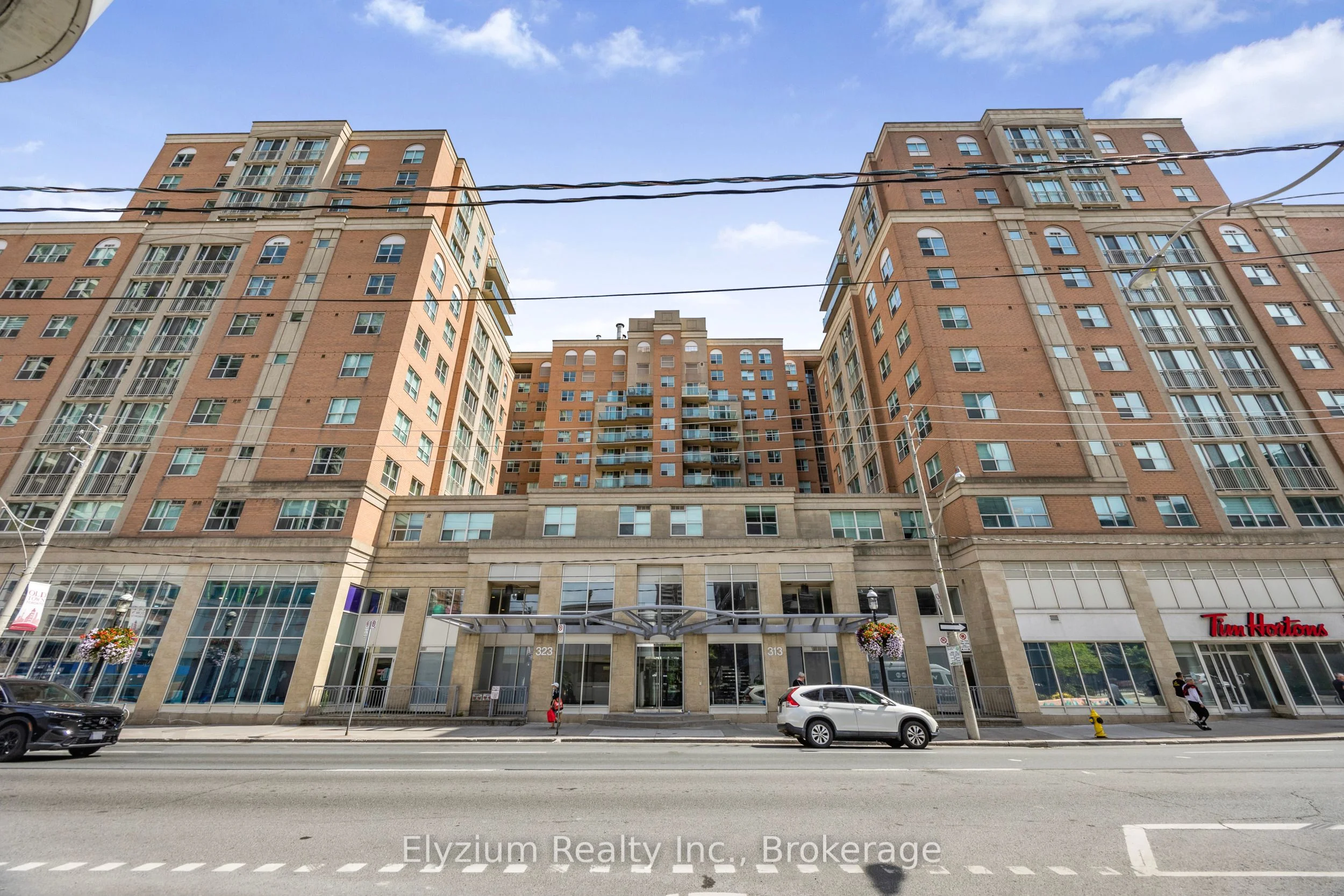 Condo Apartment in Toronto