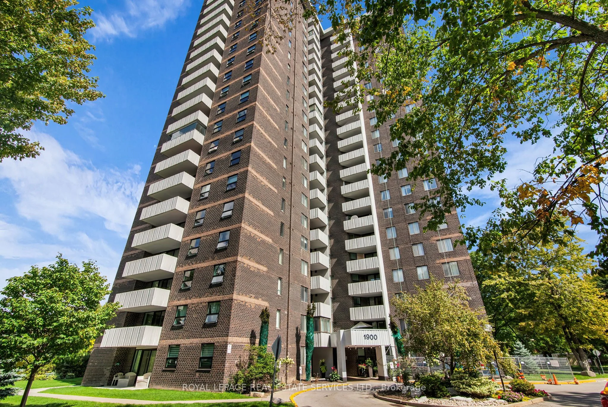1900 Sheppard Avenue E 702, Toronto C15, ON M2J 4T4