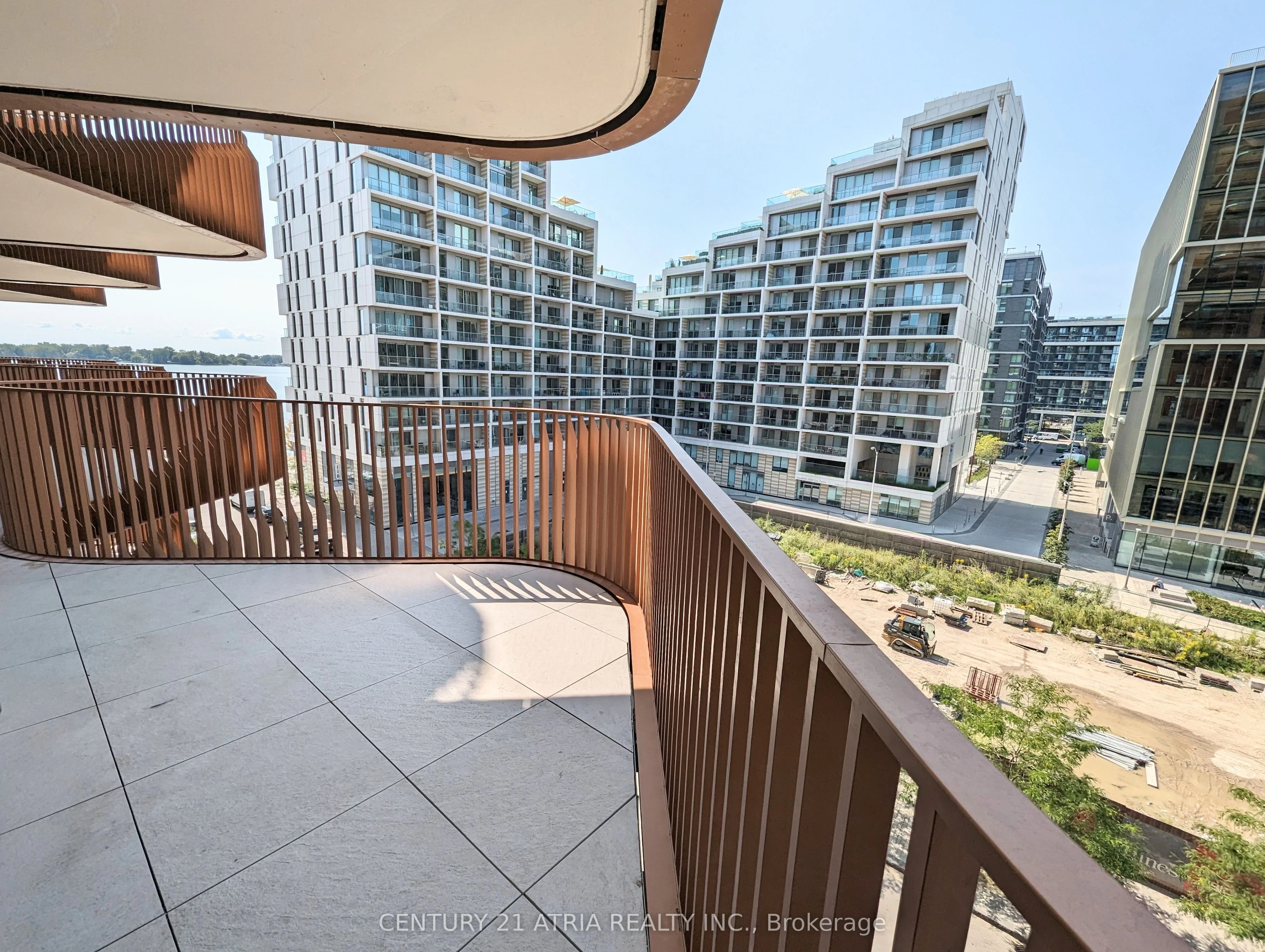 #523 155 Merchants' Wharf, Toronto C08, ON, M5A 0Y4