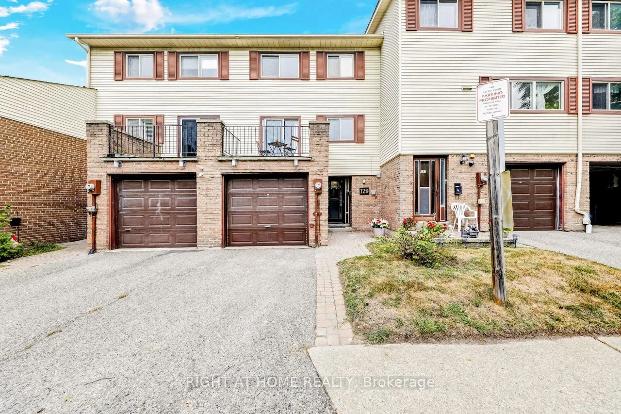 129 Jenny Wren Way, Toronto C15, ON M2H 2Z1