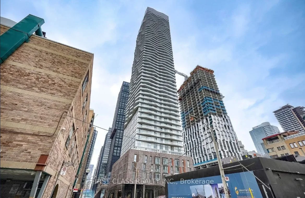 100 Dalhousie Street 908, Toronto C08, On M5b 0c7