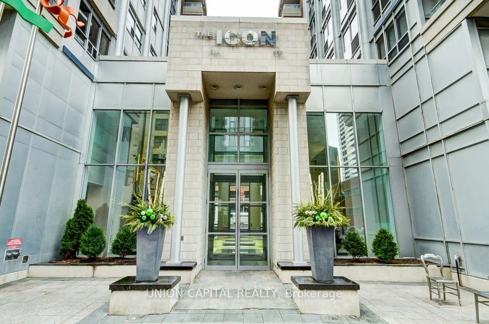250 Wellington Street W 837, Toronto C01, ON M5V 3P6