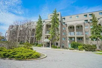 Condo Townhouse in Toronto