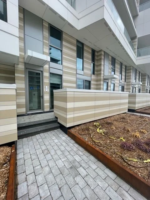 118 Merchants Wharf Avenue 102, Toronto C08, On M5a 1b6