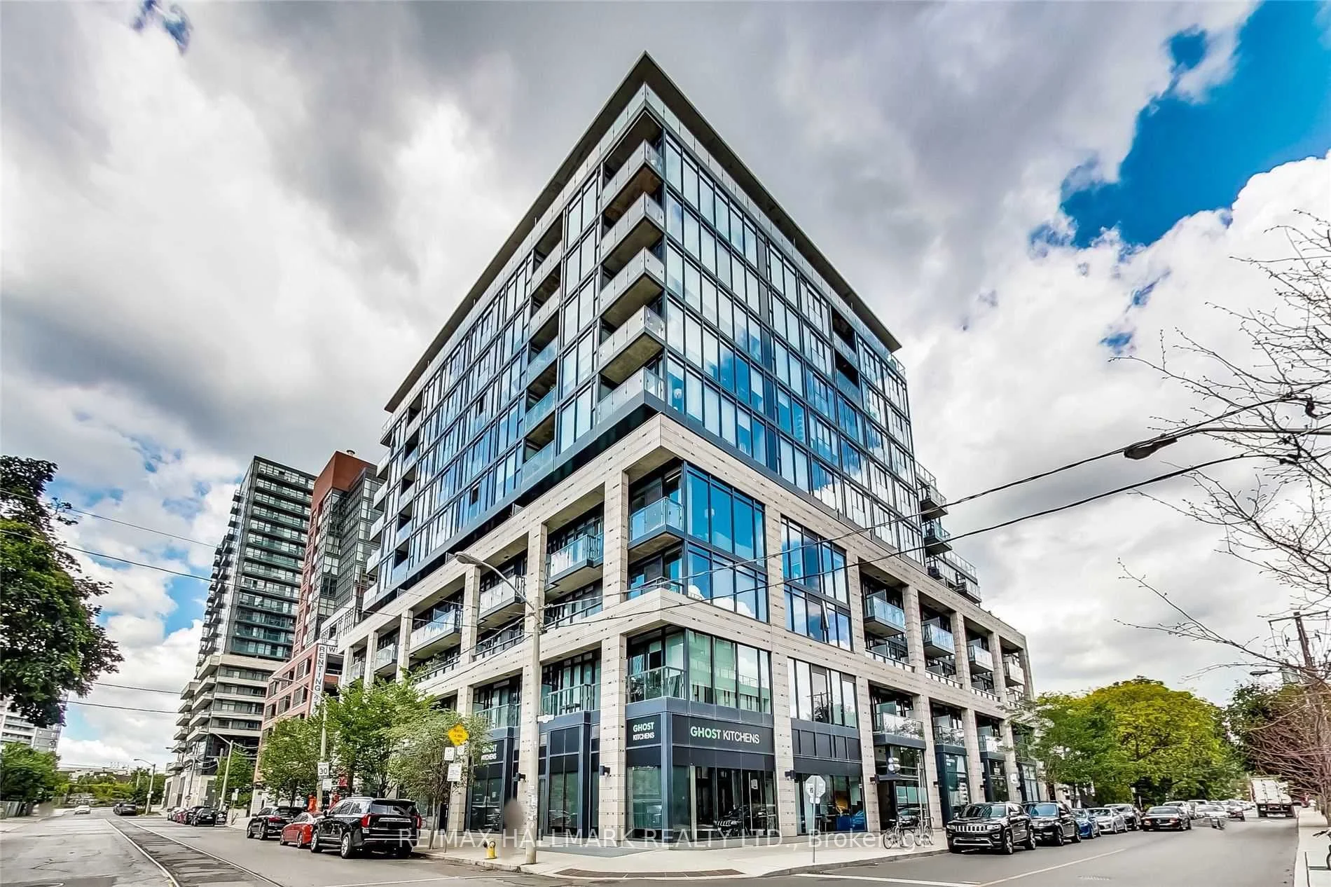 8 Dovercourt Road 409, Toronto C01, ON M6J 0B6