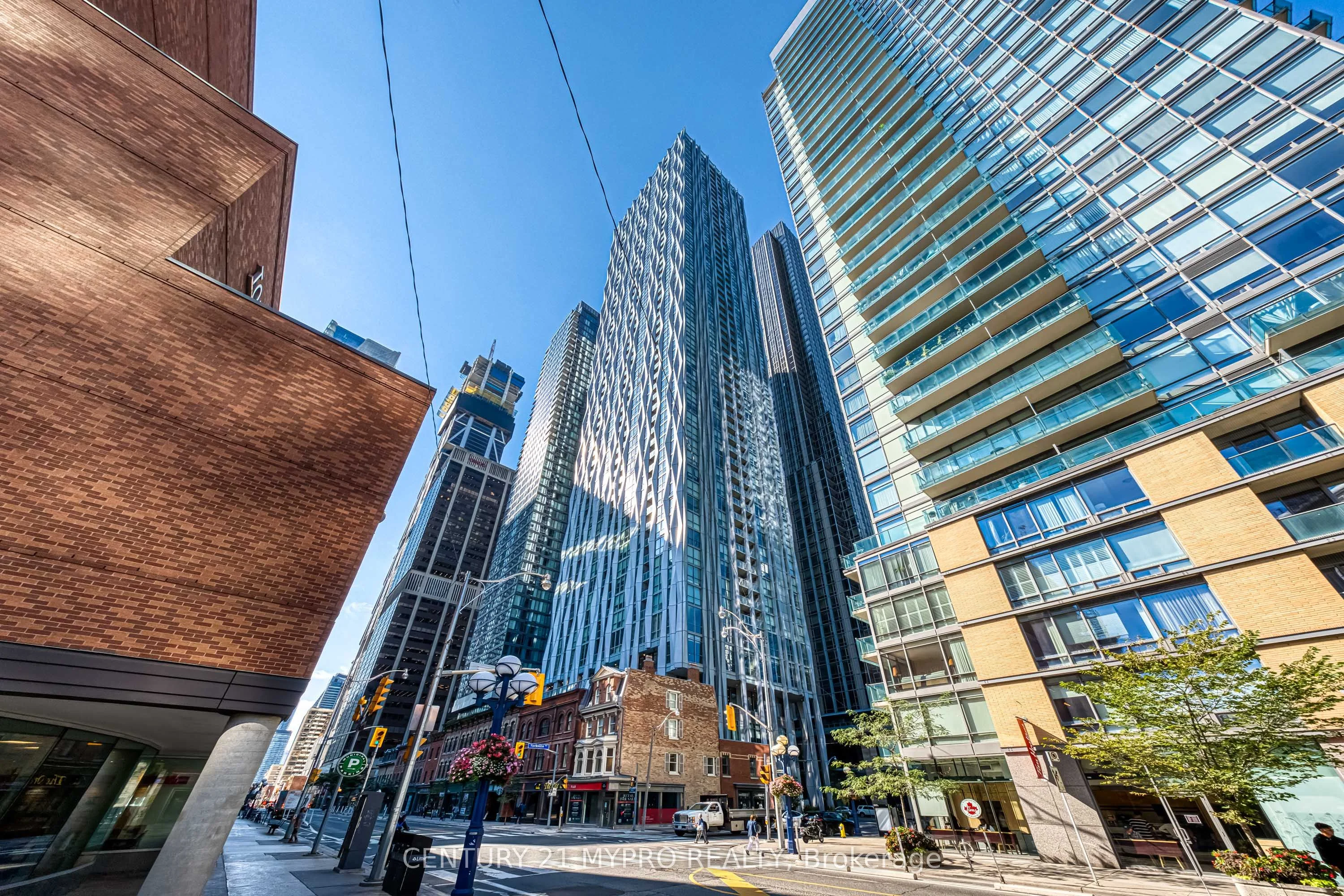 Condo Apartment in Toronto