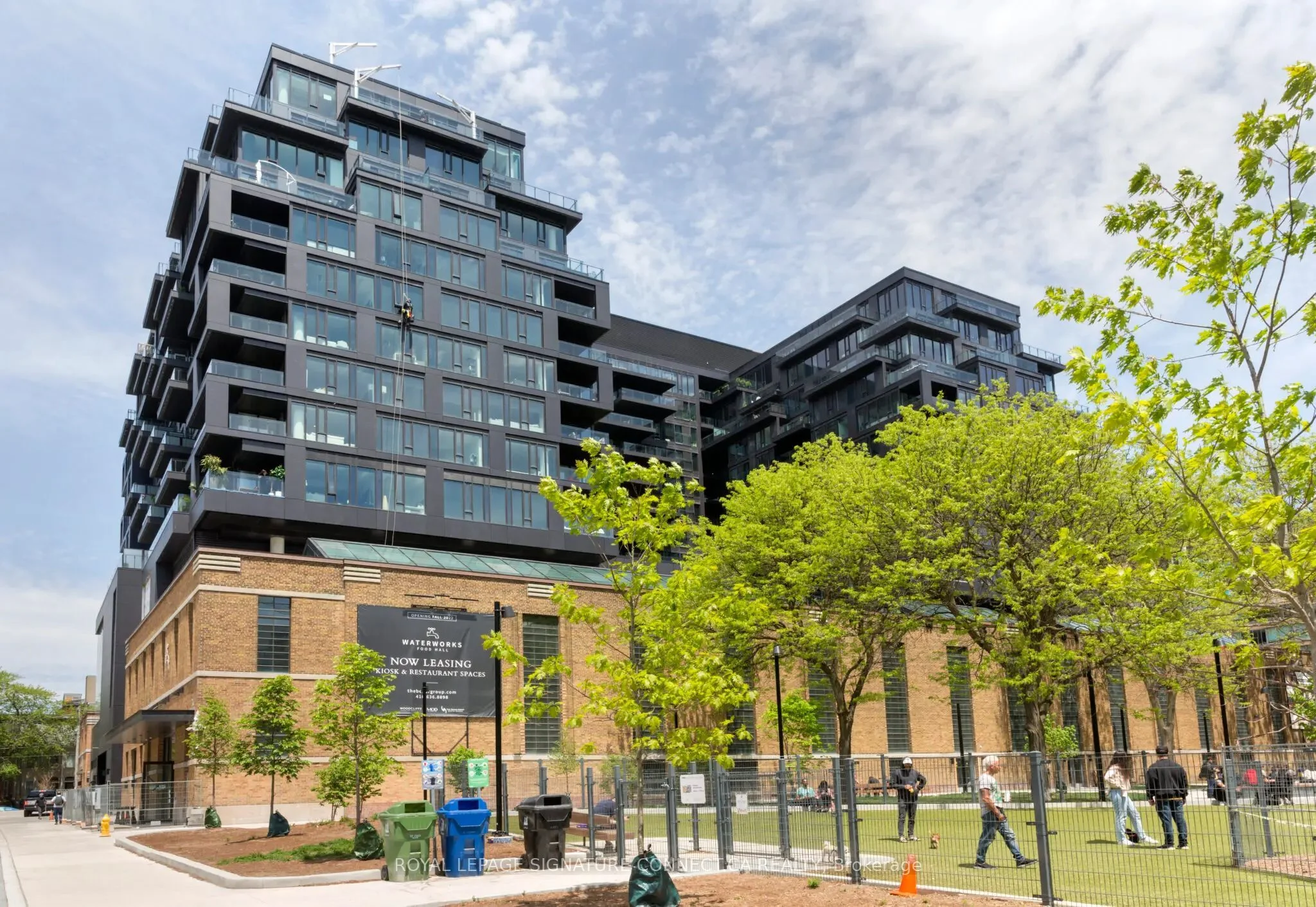 505 Richmond Street W 415, Toronto C01, ON M5V 1Y3