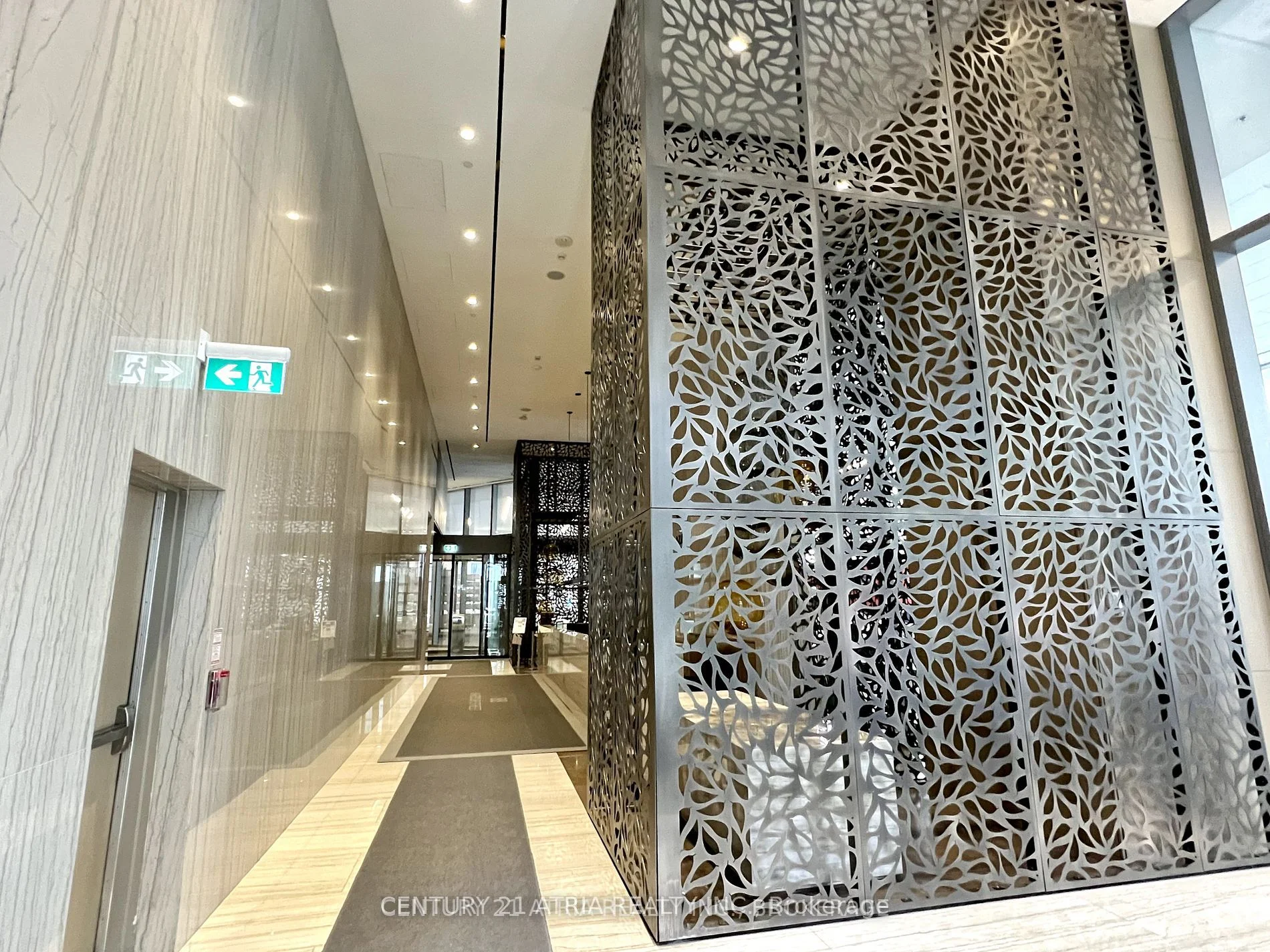 88 Harbour Street 1903, Toronto C01, ON M5J 1B7