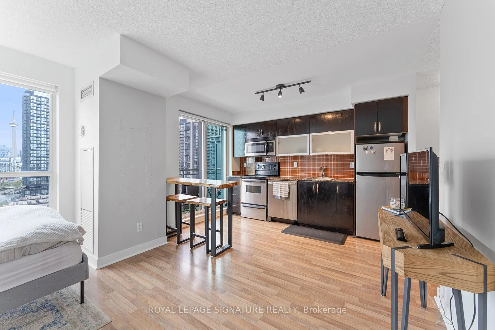 80 Western Battery Road 1209, Toronto C01, ON M6K 3S1