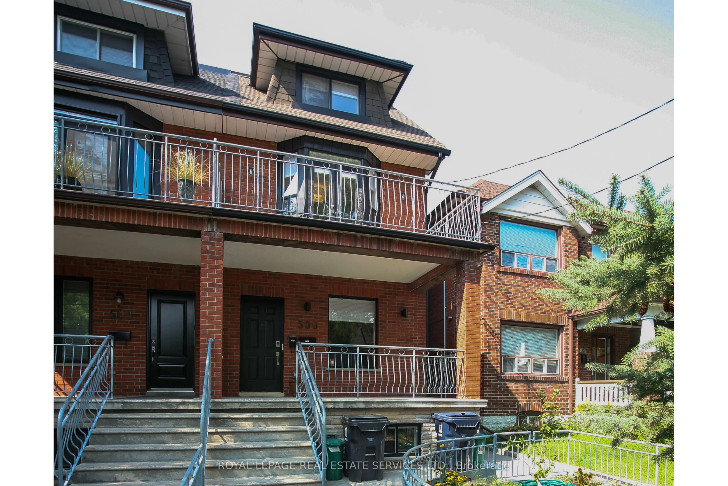 506 Manning Avenue 1, Toronto C01, ON M6G 2V7