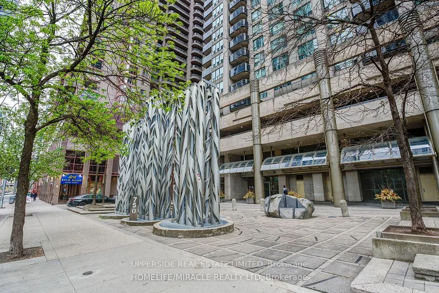 750 Bay Street 2705, Toronto C01, ON M5G 1N6