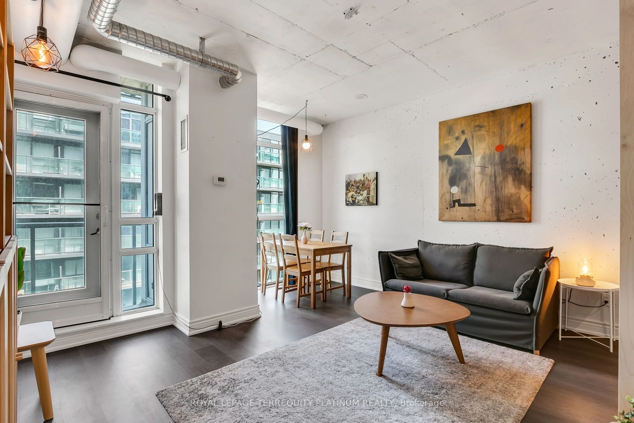 150 Sudbury Street 1606, Toronto C01, ON M6J 3S8