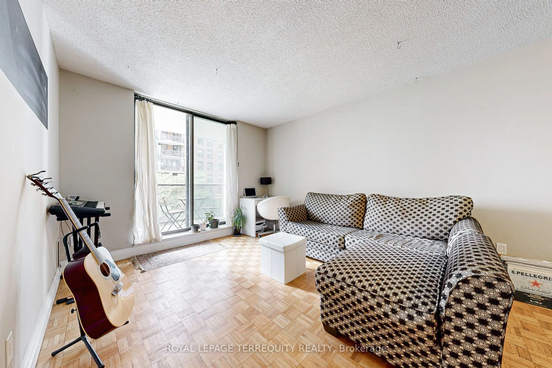250 Jarvis Street 506, Toronto C08, ON M5B 2L2