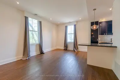 Triplex in Toronto