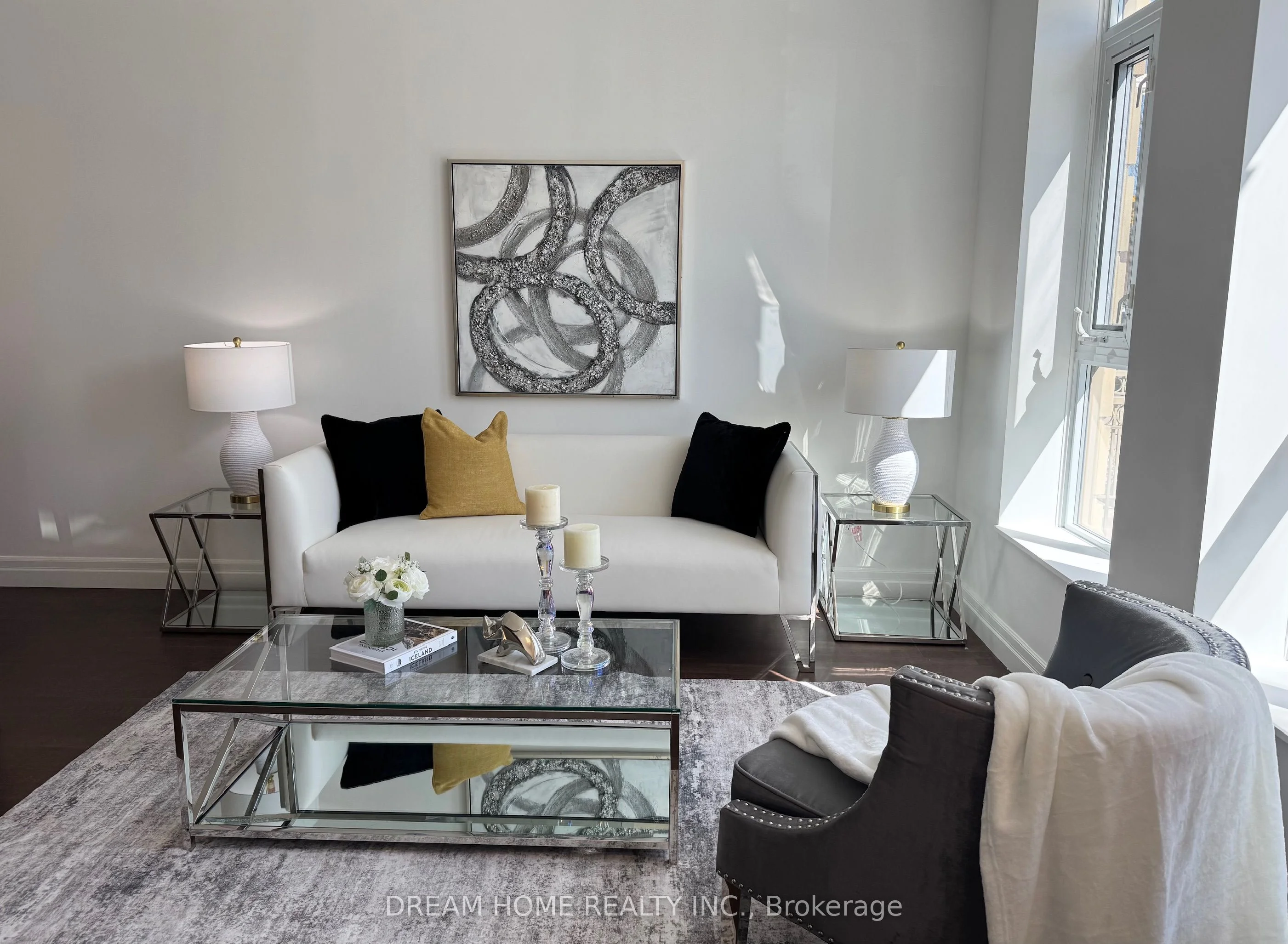 Condo Townhouse in Toronto
