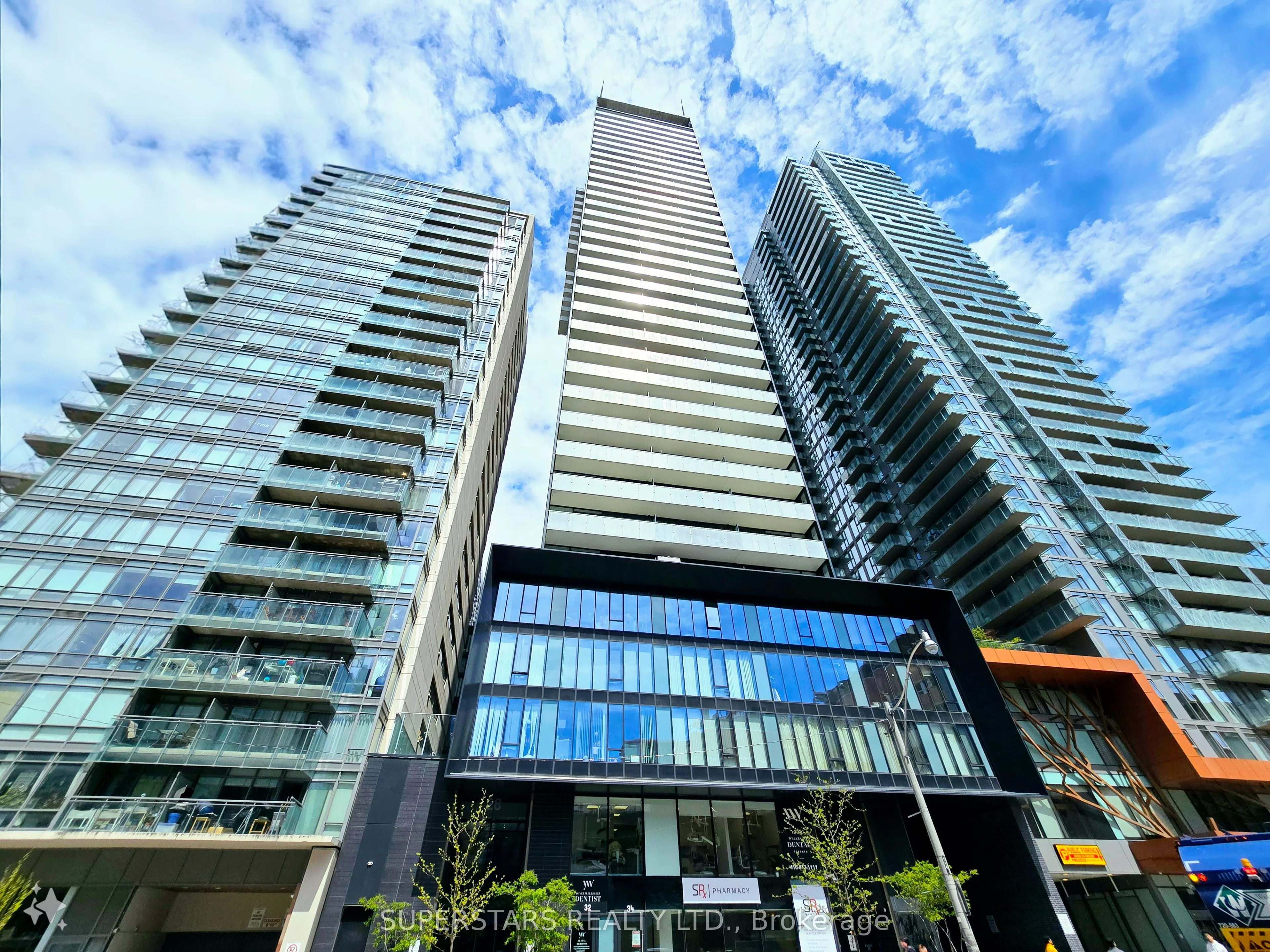 28 Wellesley Street E 2908, Toronto C08, ON M4Y 0C4