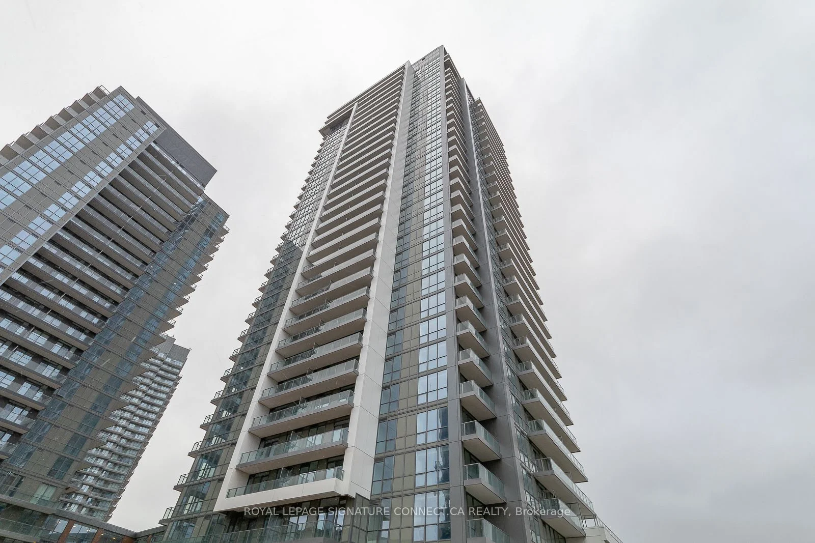 32 Forest Manor Road 3007, Toronto C15, On M2j 0h2