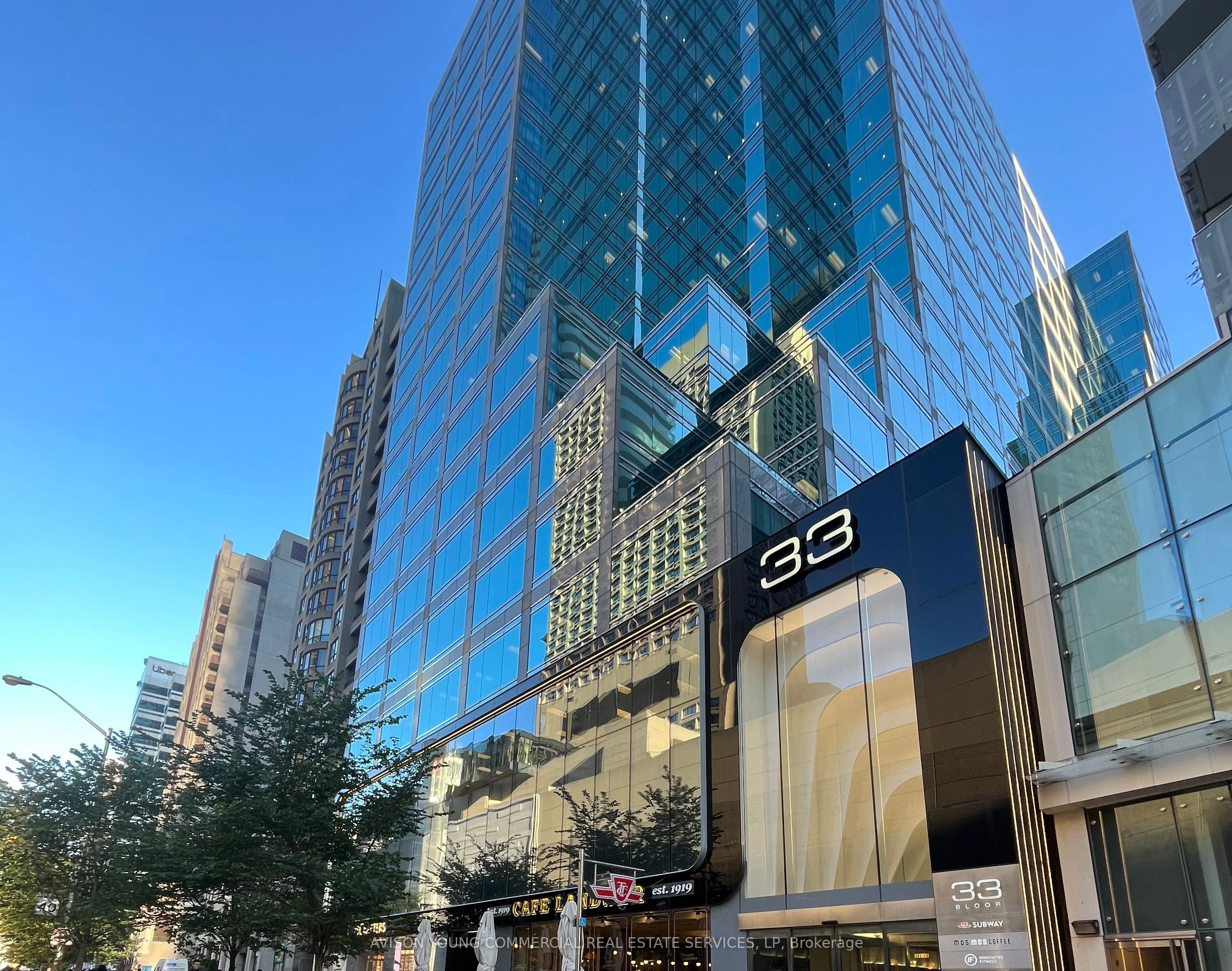 33 Bloor Street E 304, Toronto C08, ON M4W 3H1
