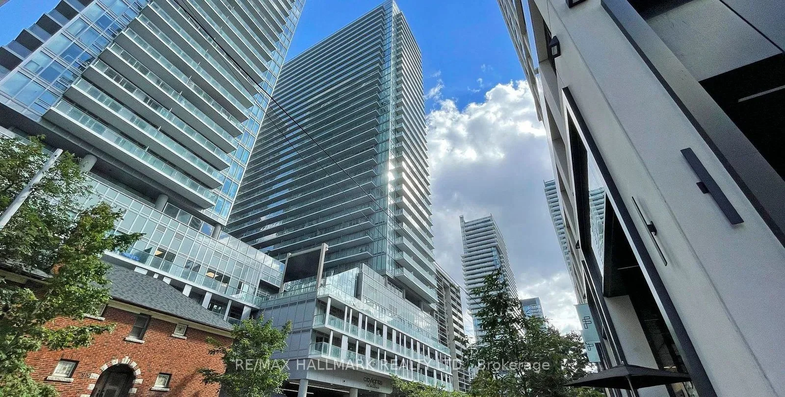 99 Broadway Avenue 3301 Nt, Toronto C10, On M4p 0e3