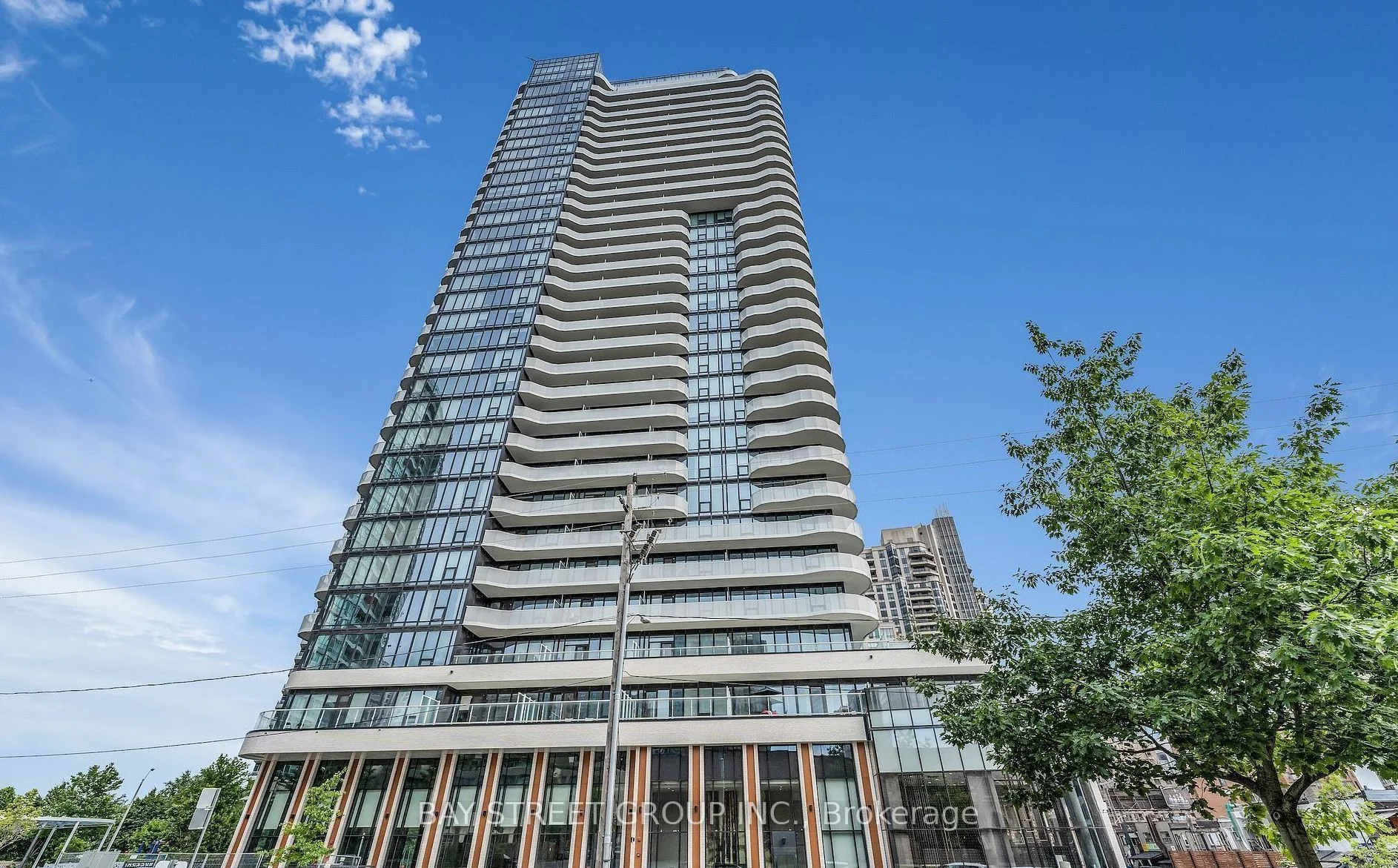 15 Holmes Avenue 1012, Toronto C14, ON M2N 0L4