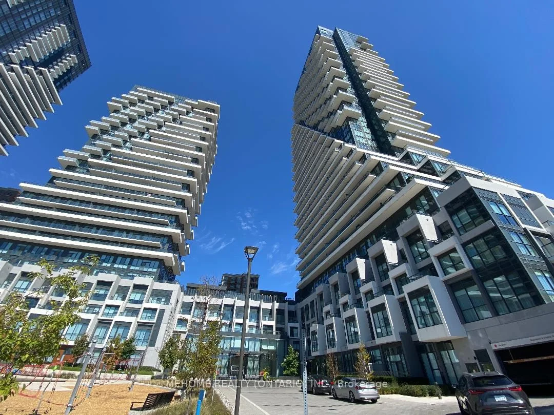 30 Inn On The Park Drive 1006, Toronto C13, ON M3C 0P7