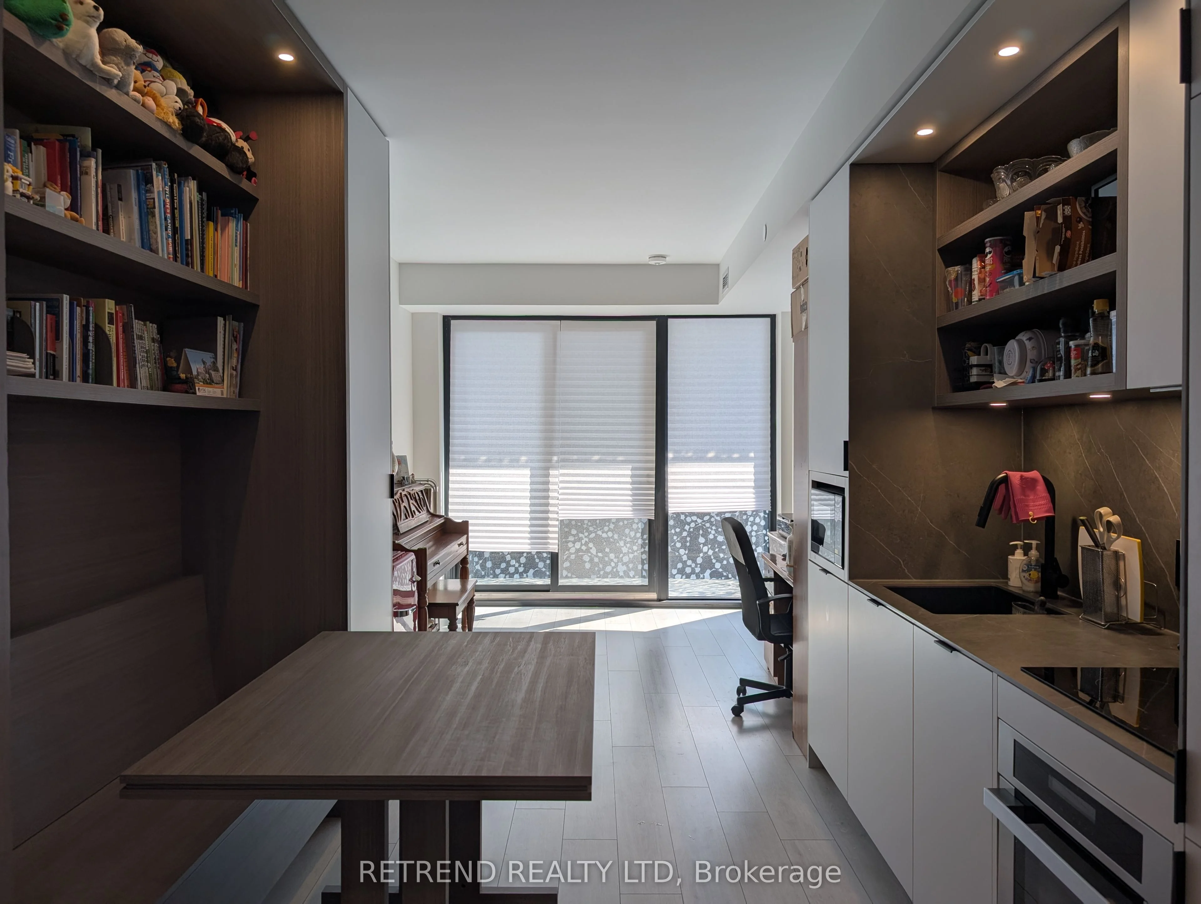 55 Charles Street E 1402, Toronto C08, ON M4Y 0J1