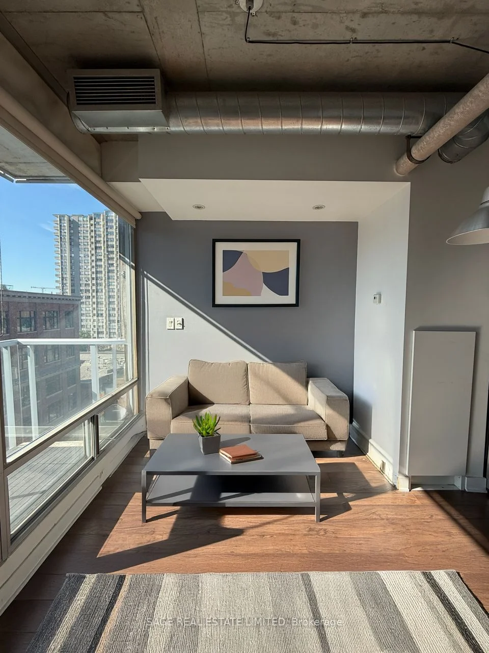 169 John Street 904, Toronto C01, On M5t 1x3