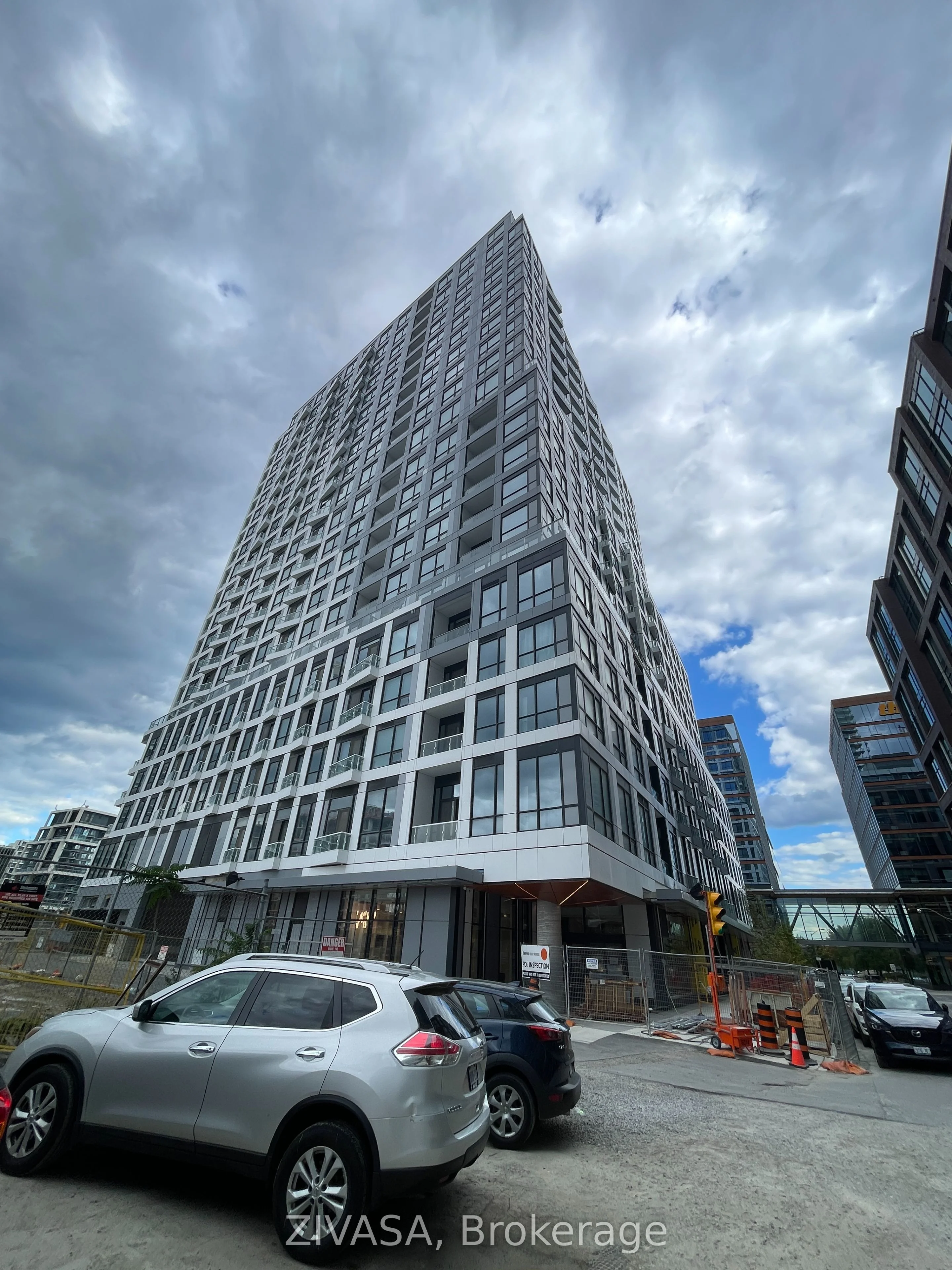 15 Richardson Street 1311, Toronto C08, ON M5A 1B4
