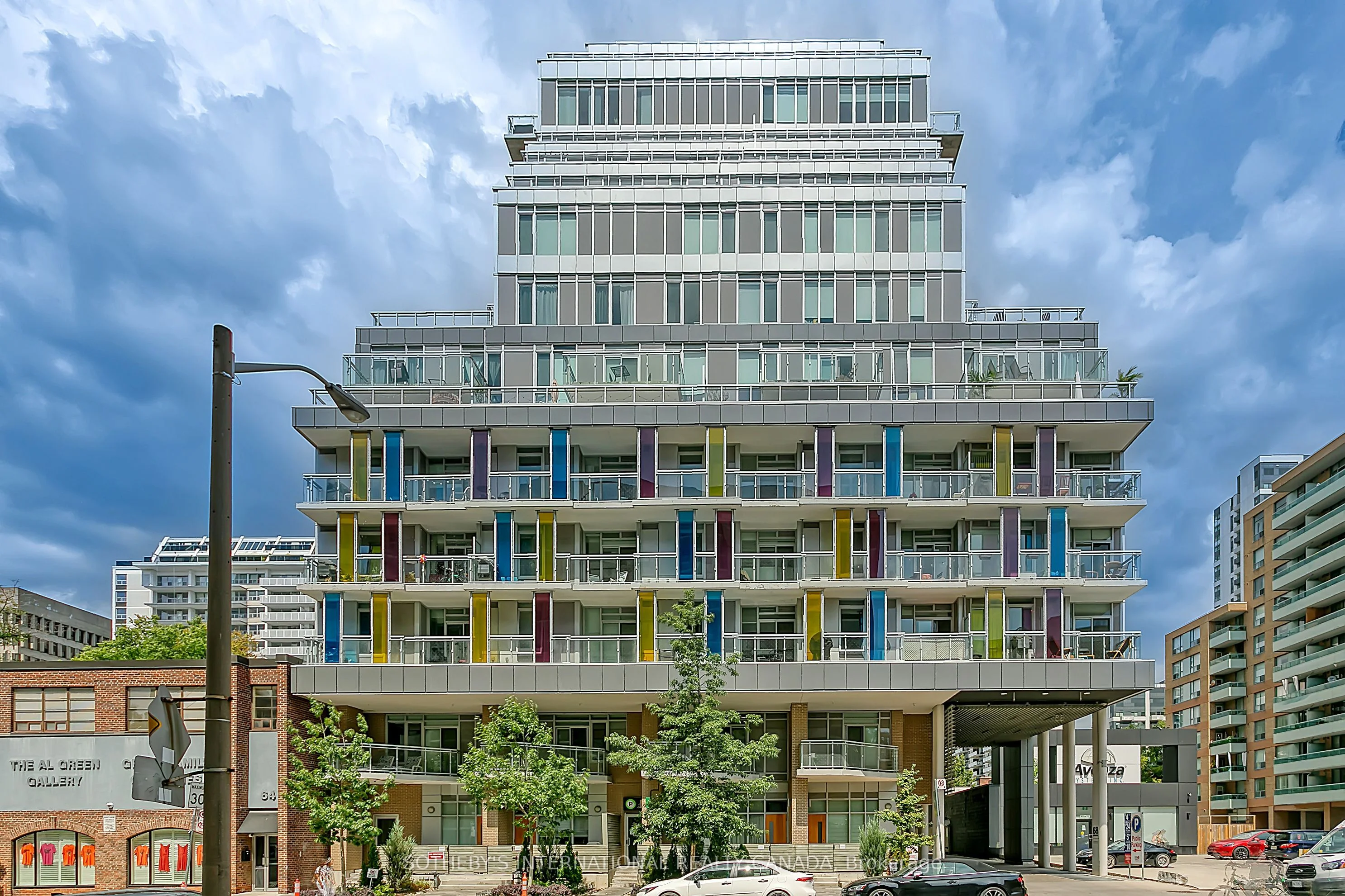 68 Merton Street 1008, Toronto C10, ON M4S 1A1