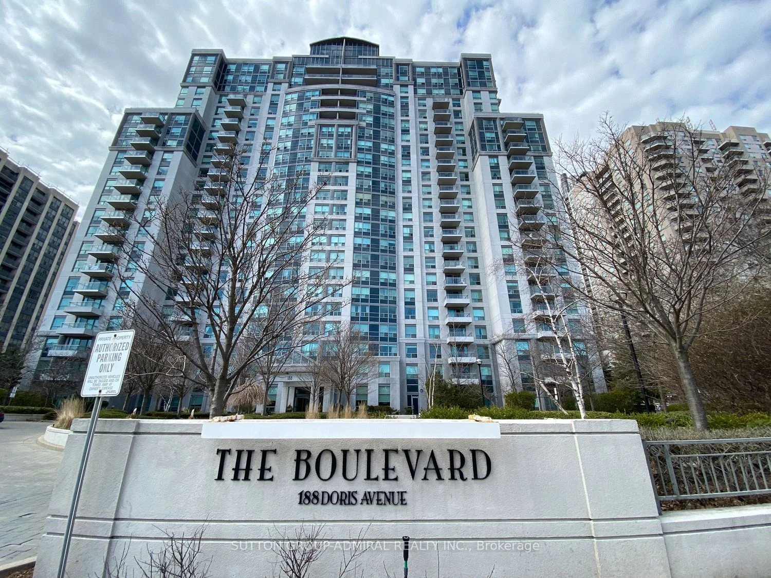 188 Doris Avenue 1818, Toronto C14, ON M2N 6Z5