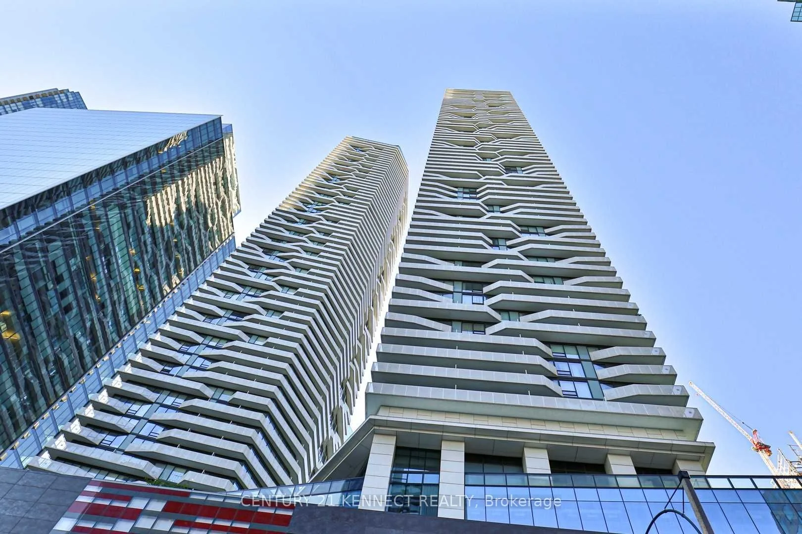 88 Harbour Street 3811, Toronto C01, ON M5J 0C3