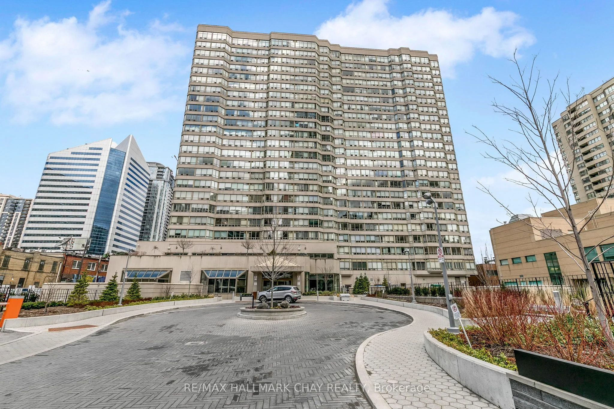 30 Greenfield Avenue 1101, Toronto C14, ON M2N 6N3