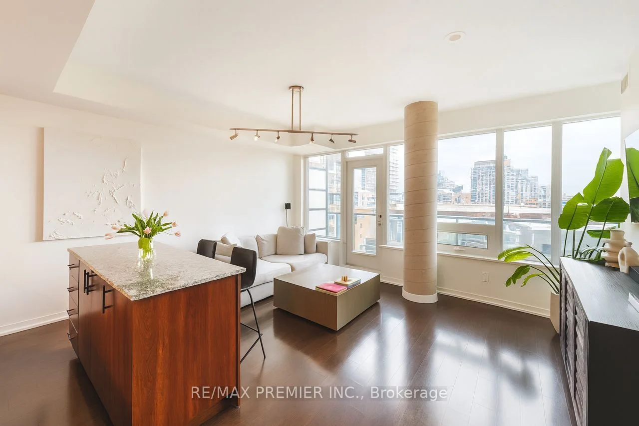 55 East Liberty Street 611, Toronto C01, ON M6K 3P9