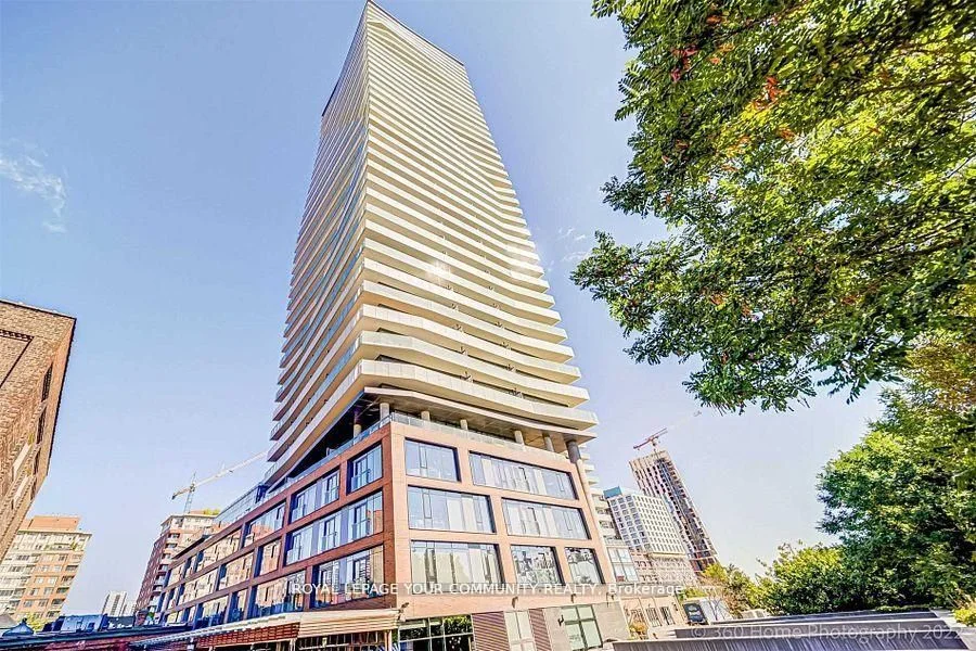 Condo Apartment in Toronto