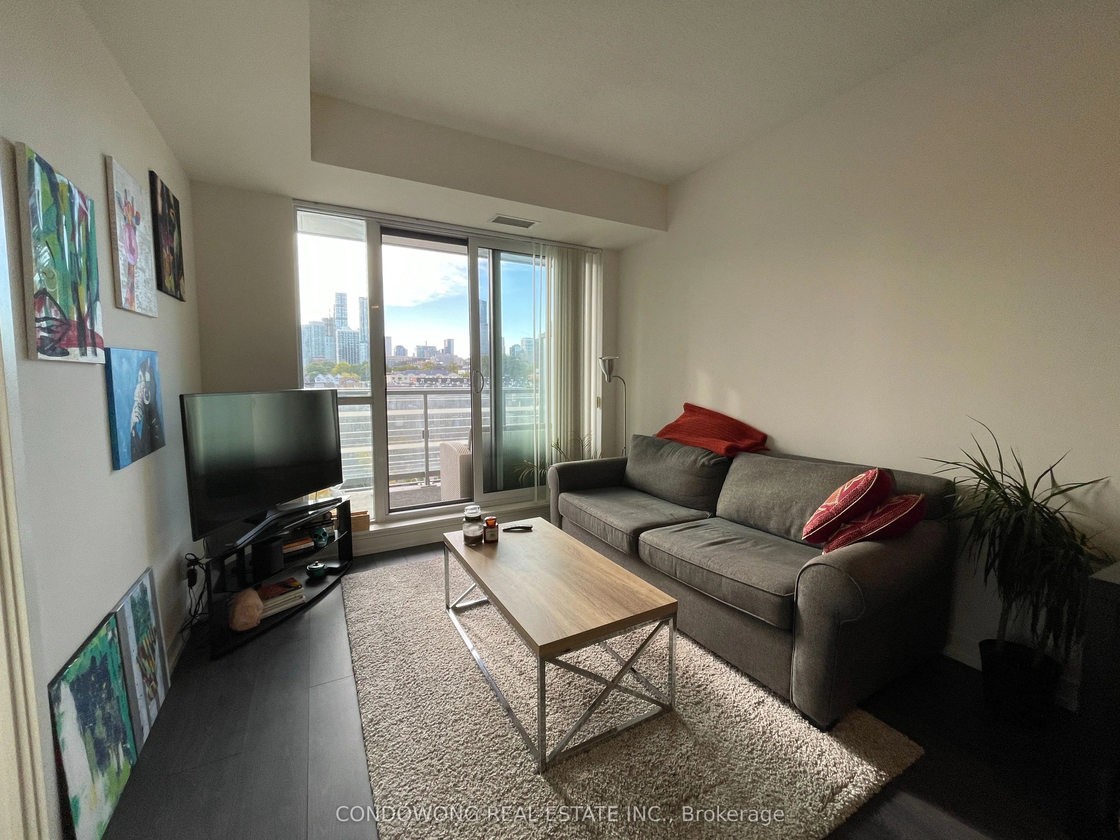 200 Sackville Street 405, Toronto C08, ON M5A 0C4