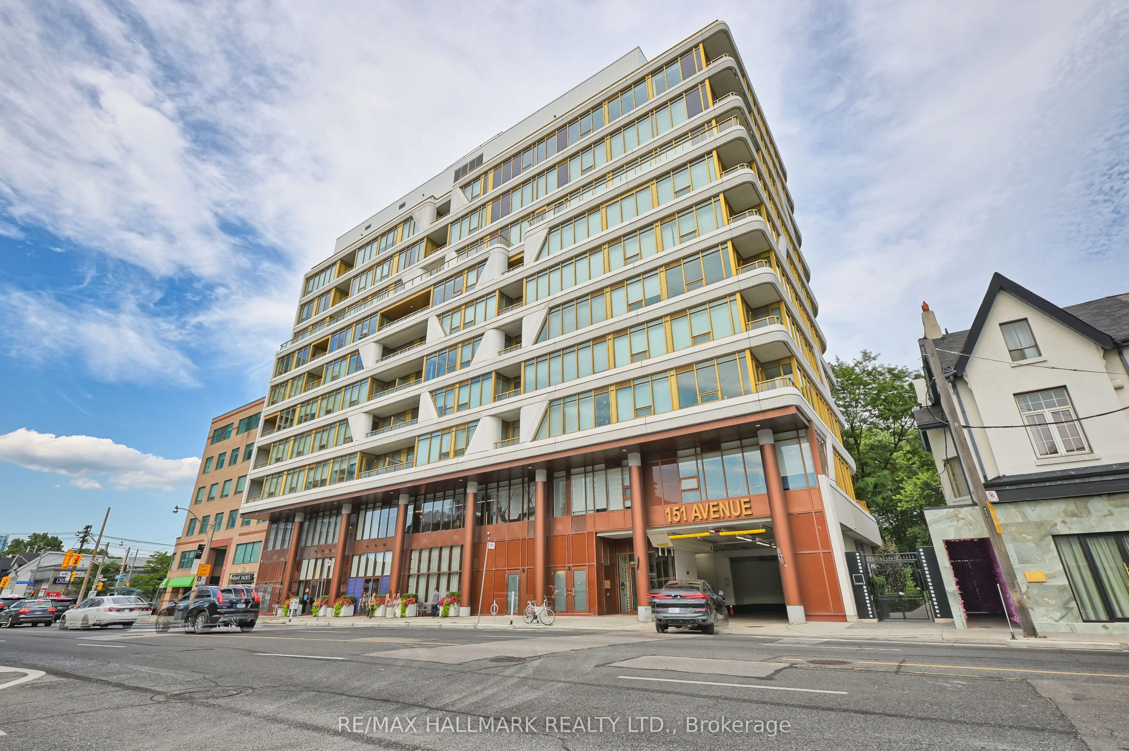 151 Avenue Road 601, Toronto C02, ON M5R 2H7