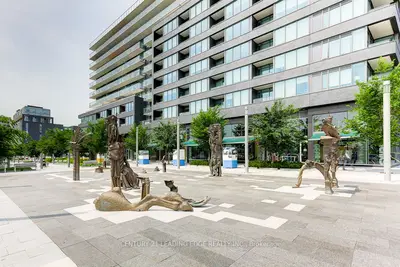 Condo Apartment in Toronto