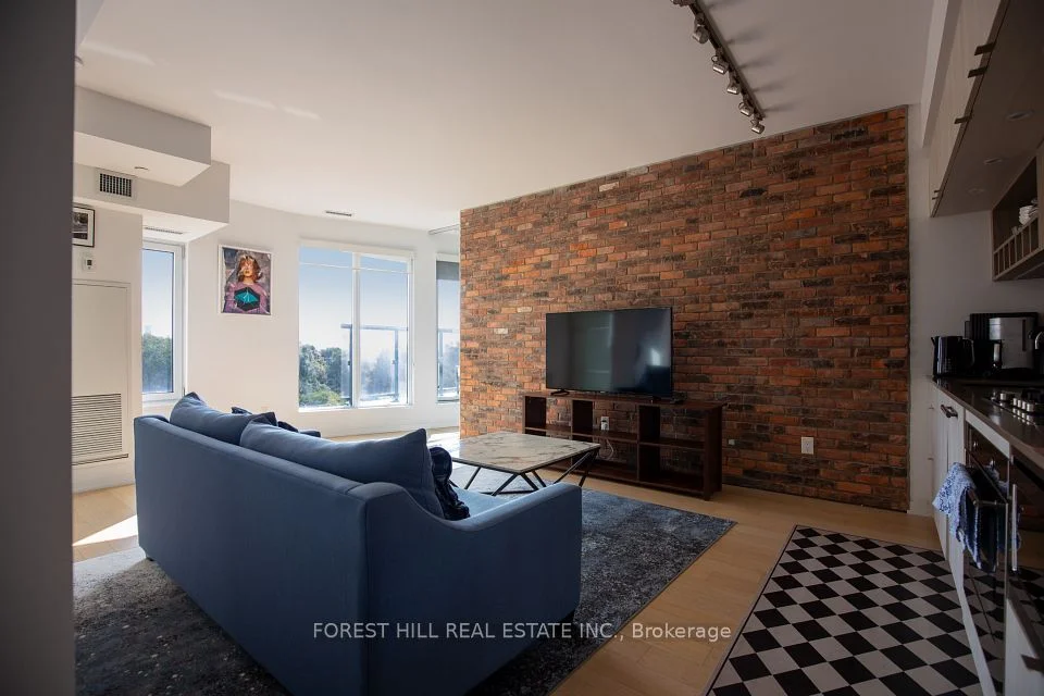 138 St. Helens Avenue 713, Toronto C01, ON M6H 4A1