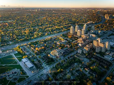 Condo Apartment in Toronto