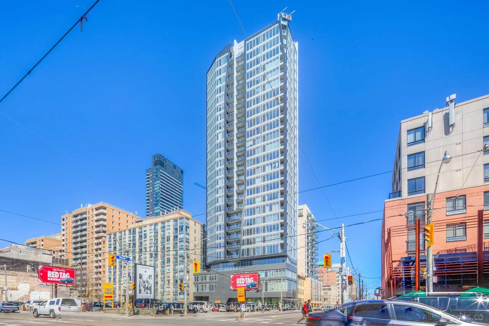 68 Shuter Street 801, Toronto C08, On M5b 1b4