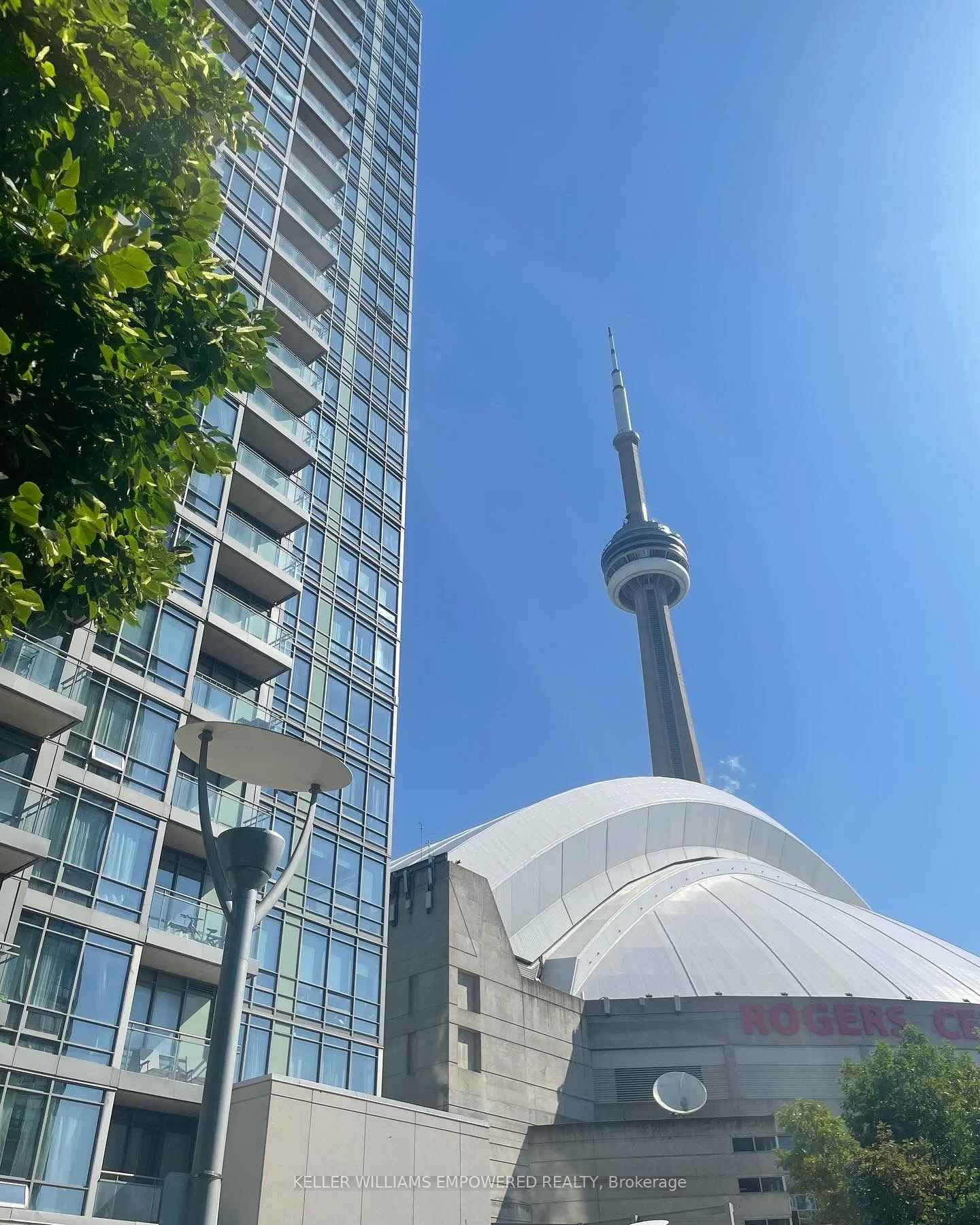3 Navy Wharf Court 602, Toronto C01, On M5v 3v1